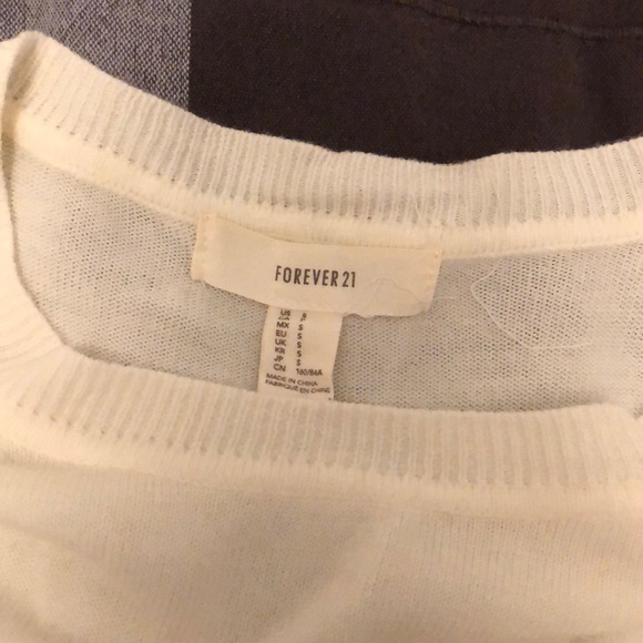 Forever 21 White Tunic Sweater Size S - Picture 3 of 4